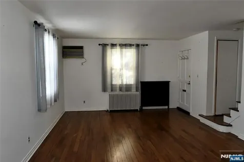 41 Elmwood Terrace Elmwood Park NJ 07407