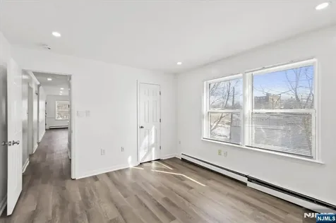 17 Holsman Street Paterson NJ 07522