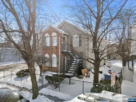 17 Holsman Street Paterson NJ 07522