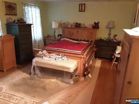 16 Crest Road Sussex NJ 07461