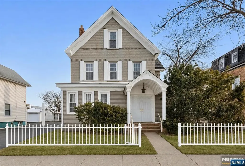 118 Hudson Street Hackensack NJ 07601