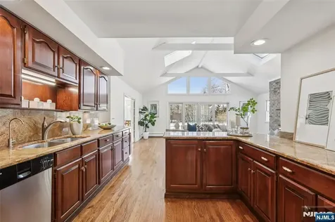 369 W Saddle River Road Upper Saddle River NJ 07458