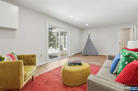 369 W Saddle River Road Upper Saddle River NJ 07458