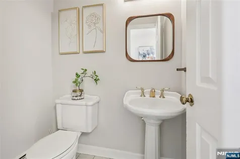 369 W Saddle River Road Upper Saddle River NJ 07458