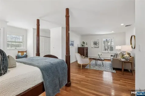369 W Saddle River Road Upper Saddle River NJ 07458