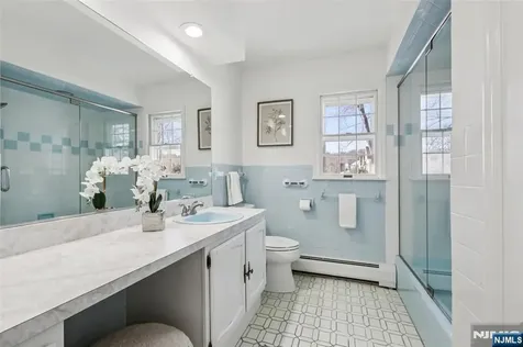 369 W Saddle River Road Upper Saddle River NJ 07458