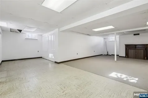 369 W Saddle River Road Upper Saddle River NJ 07458