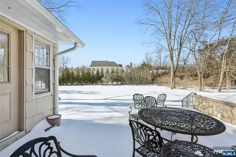 369 W Saddle River Road Upper Saddle River NJ 07458