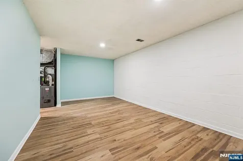 1075 Ash Drive Mahwah NJ 07430