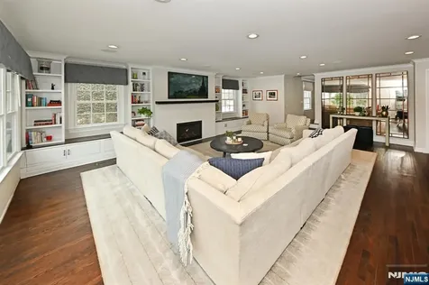 244 Ackerman Avenue Ho-ho-kus NJ 07423