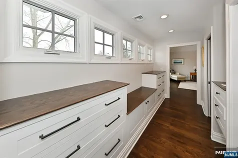 244 Ackerman Avenue Ho-ho-kus NJ 07423