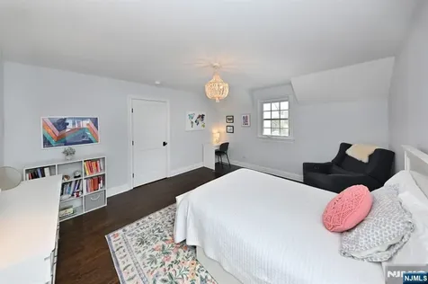 244 Ackerman Avenue Ho-ho-kus NJ 07423