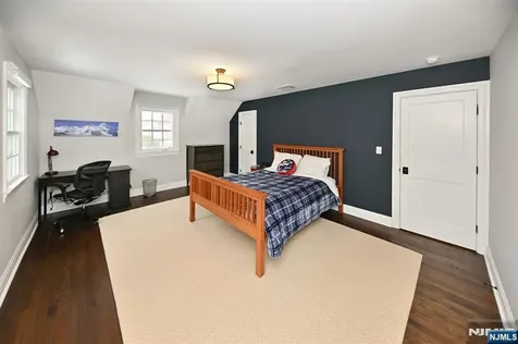 244 Ackerman Avenue Ho-ho-kus NJ 07423