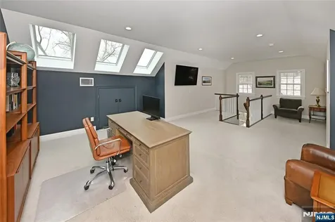 244 Ackerman Avenue Ho-ho-kus NJ 07423