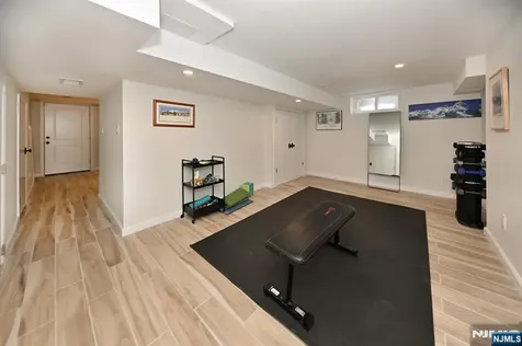 244 Ackerman Avenue Ho-ho-kus NJ 07423