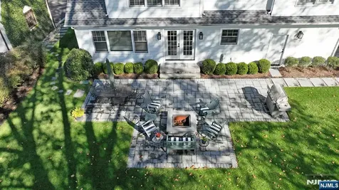 244 Ackerman Avenue Ho-ho-kus NJ 07423