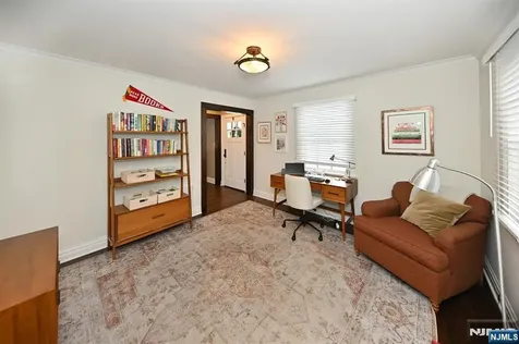 244 Ackerman Avenue Ho-ho-kus NJ 07423