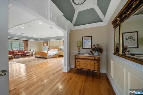21 Priscilla Lane Englewood Cliffs NJ 07632