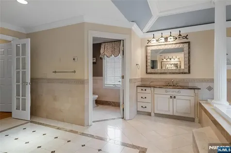 21 Priscilla Lane Englewood Cliffs NJ 07632