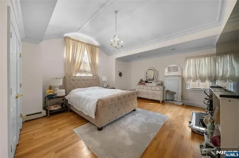21 Priscilla Lane Englewood Cliffs NJ 07632
