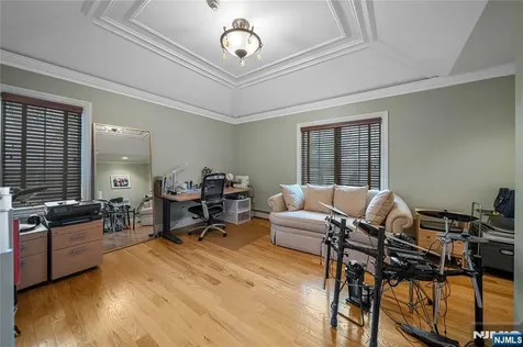 21 Priscilla Lane Englewood Cliffs NJ 07632