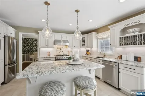 130 Tamboer Drive North Haledon NJ 07508