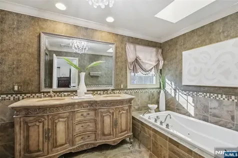 130 Tamboer Drive North Haledon NJ 07508