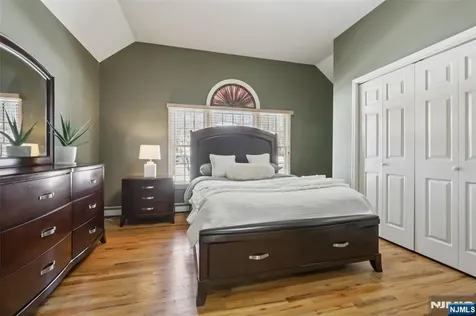130 Tamboer Drive North Haledon NJ 07508