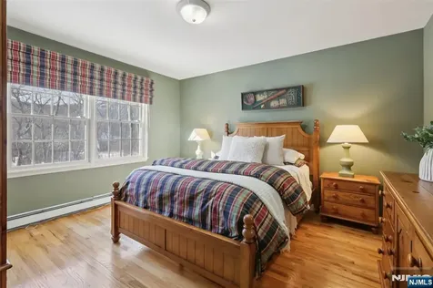 130 Tamboer Drive North Haledon NJ 07508