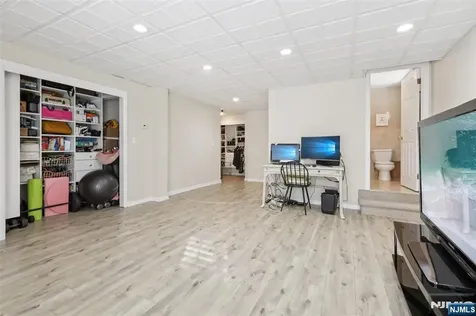 130 Tamboer Drive North Haledon NJ 07508