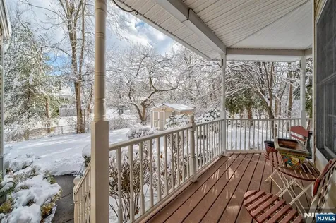 15 Paradise Place Roseland NJ 07068