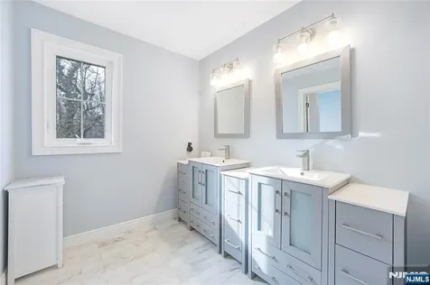 175 Valley Road River Edge NJ 07661