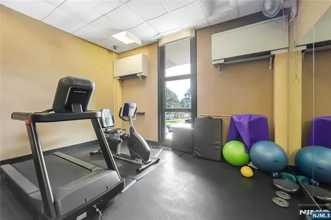5 Horizon Fort Lee NJ 07024