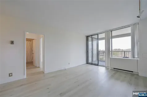 5 Horizon Fort Lee NJ 07024