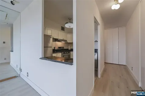 5 Horizon Fort Lee NJ 07024