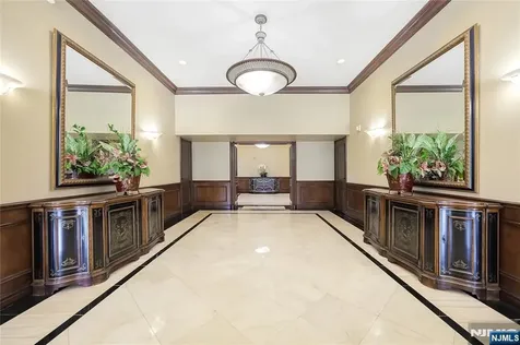 5 Horizon Fort Lee NJ 07024