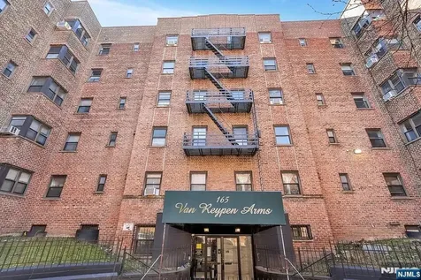 165 Vroom Street Jersey City NJ 07306