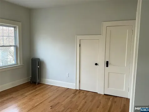 176 Weequahic Avenue Newark NJ 07112