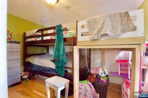 80 Cleremont Avenue Irvington NJ 07111