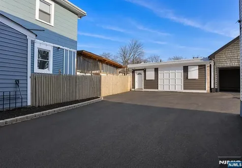 80 Cleremont Avenue Irvington NJ 07111
