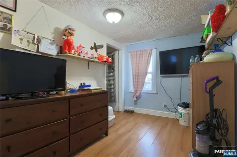 80 Cleremont Avenue Irvington NJ 07111