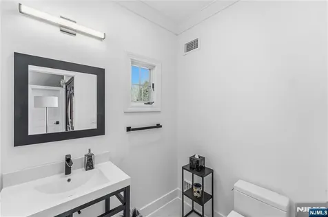 2 Stewart Court Old Tappan NJ 07675