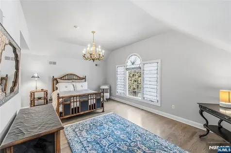 2 Stewart Court Old Tappan NJ 07675