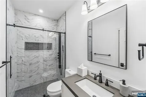 2 Stewart Court Old Tappan NJ 07675