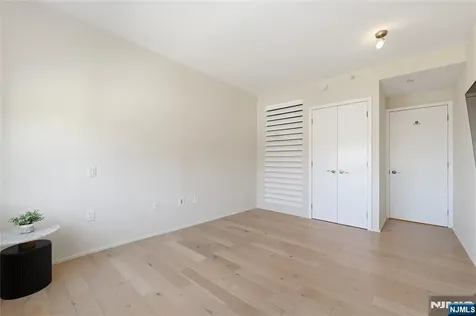 1008 Hudson Park Edgewater NJ 07020