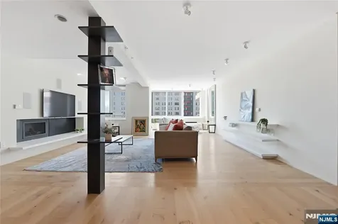 1008 Hudson Park Edgewater NJ 07020