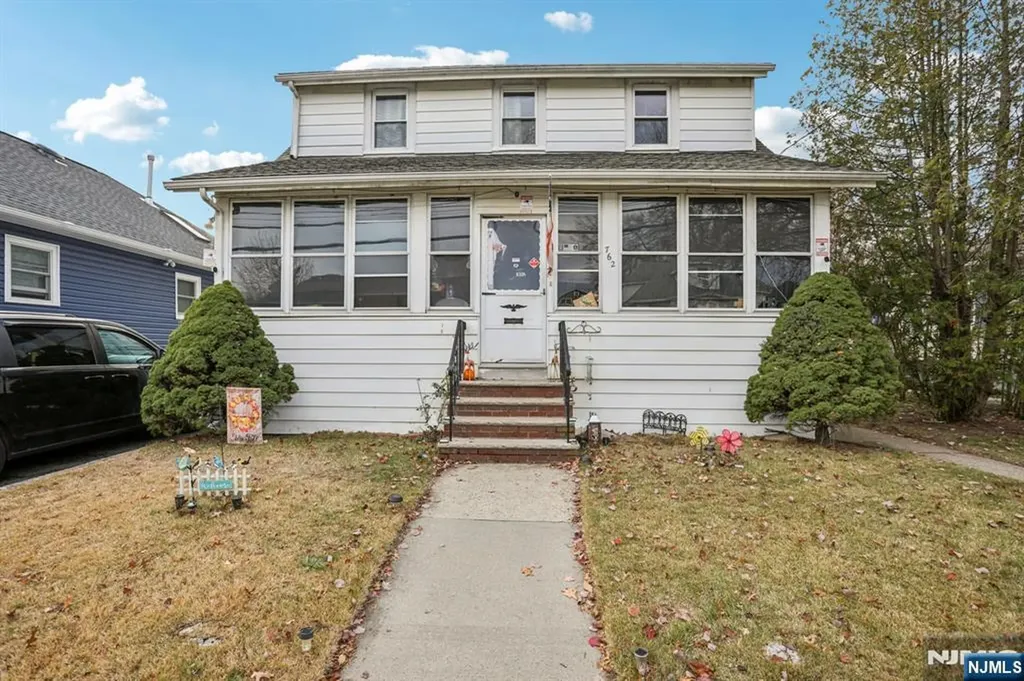 762 Lafayette Avenue Hawthorne NJ 07506