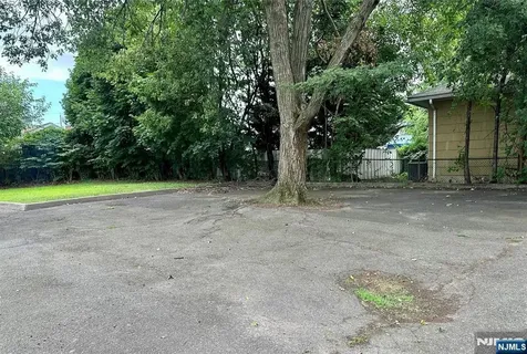 54 Stuyvesant Avenue Lyndhurst NJ 07071