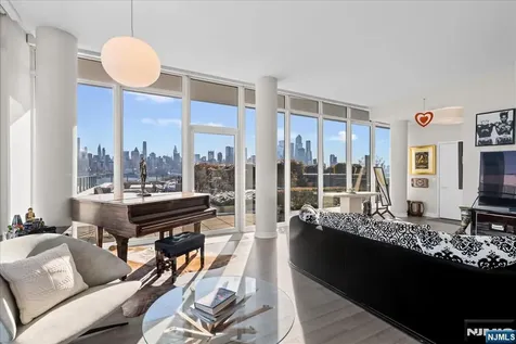 1200 Avenue Port Imp Weehawken NJ 07086