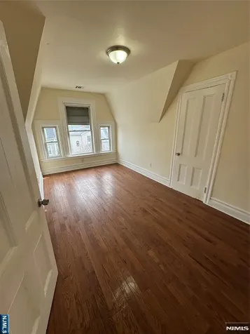 133 Seymour Avenue Newark NJ 07108